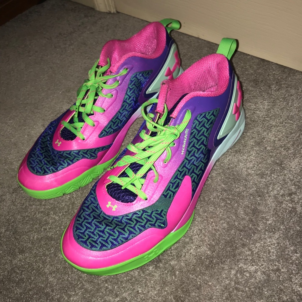 Very colorful under armor clutch fit drive low